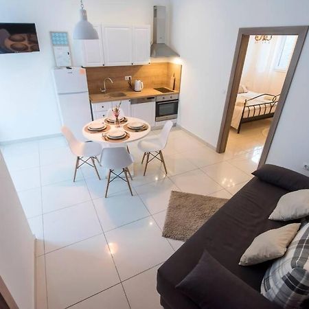 Apartman M&S 1 Kali, Otok Ugljan Lejlighed Eksteriør billede